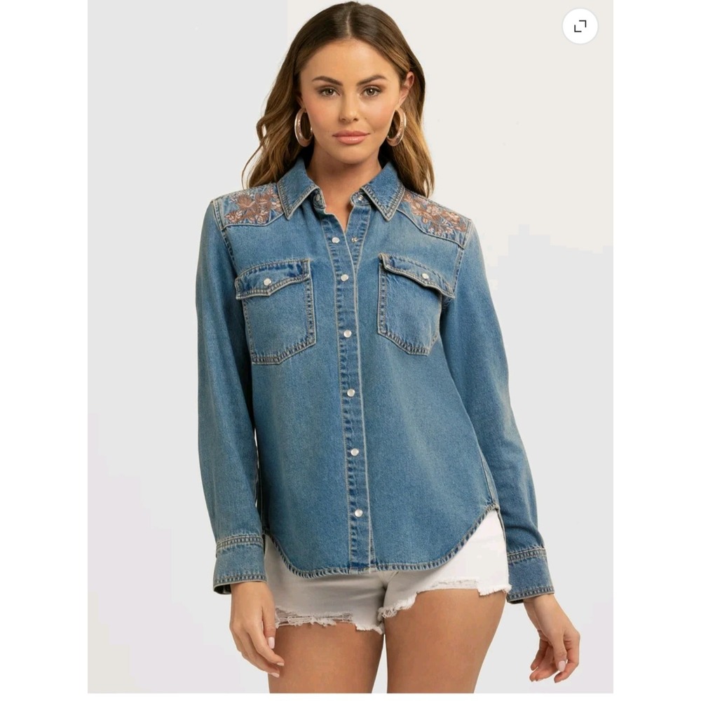 Western Denim Shacket Shirt Pearl Snap Front Medium Wash NWT Small